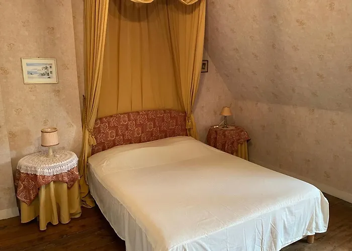 Chateau De * Monhoudou