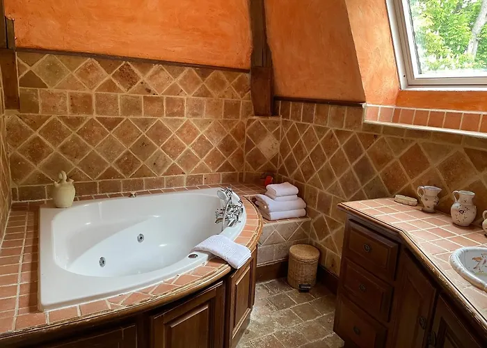 Chateau De Гостевой дом